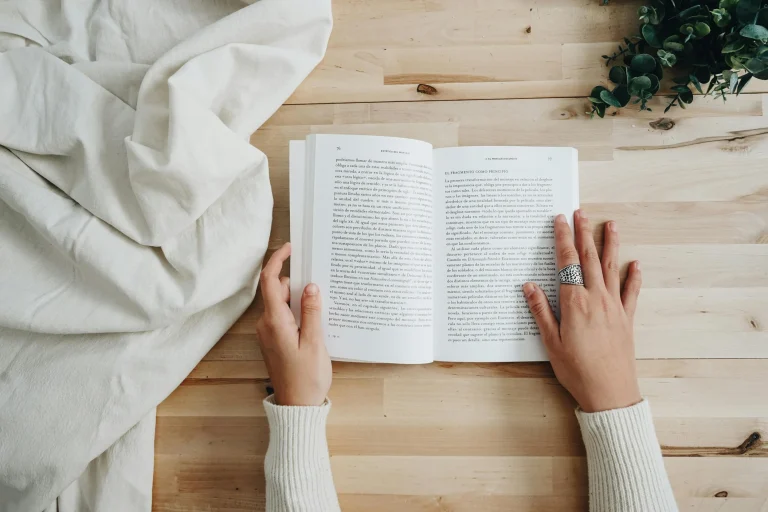 Get Paid To Read Books: 8 Websites To Try In 2025